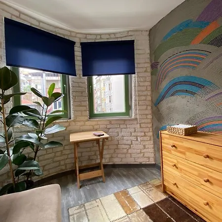 Number 1453 Apartment *